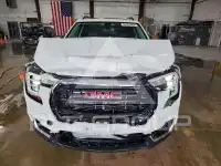 2024 GMC TERRAIN photo