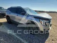 2024 GMC TERRAIN photo
