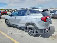 2024 GMC TERRAIN photo