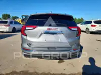 2024 GMC TERRAIN photo
