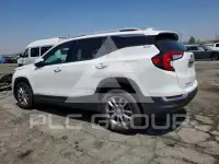 2024 GMC TERRAIN photo