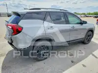 2024 GMC TERRAIN photo