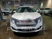 2024 GMC TERRAIN photo