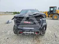 2024 GMC YUKON фото