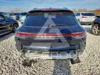 2024 Porsche MACAN photo