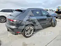 2024 Porsche MACAN photo