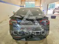 2024 Tesla Model Y фото