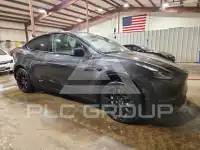 2024 Tesla Model Y фото