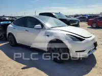 2024 Tesla Model Y фото