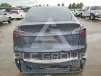 2024 Tesla Model Y фото