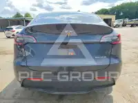 2024 Tesla Model Y photo