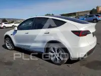 2024 Tesla Model Y фото