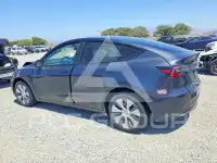 2024 Tesla Model Y фото