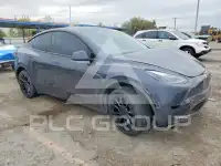 2024 Tesla Model Y photo