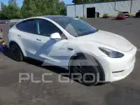 2024 Tesla Model Y фото
