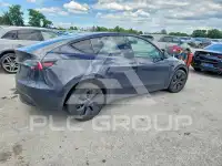 2024 Tesla Model Y фото