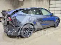 2024 Tesla Model Y photo