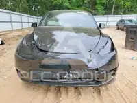 2024 Tesla Model Y фото