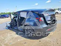 2024 Tesla Model Y фото