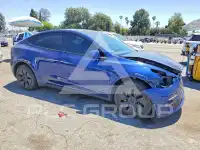 2024 Tesla Model Y фото