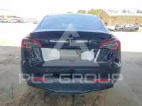 2024 Tesla Model Y фото