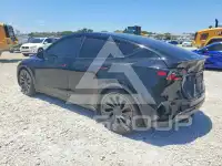 2024 Tesla Model Y photo