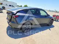 2024 Tesla Model Y photo