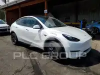 2024 Tesla Model Y фото