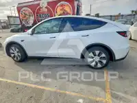 2024 Tesla Model Y фото