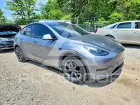 2024 Tesla Model Y фото
