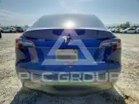 2024 Tesla Model Y фото