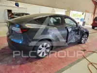2024 Tesla Model Y фото