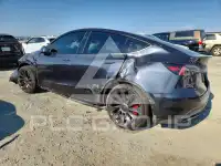 2024 Tesla Model Y фото