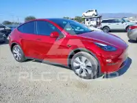 2024 Tesla Model Y фото