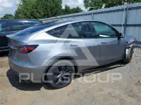 2024 Tesla Model Y photo