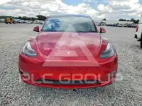2024 Tesla Model Y фото