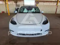 2024 Tesla Model Y фото