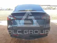 2024 Tesla Model Y фото