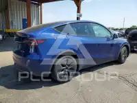 2024 Tesla Model Y фото