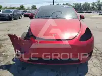 2024 Tesla Model Y фото