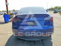 2024 Tesla Model Y фото
