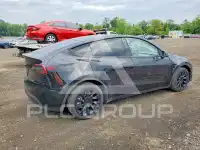 2024 Tesla Model Y photo
