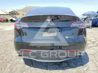 2024 Tesla Model Y фото