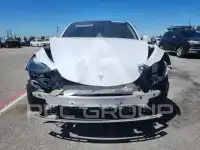 2024 Tesla Model Y фото