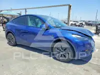2024 Tesla Model Y фото