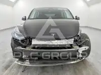 2024 Tesla Model Y фото