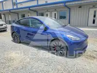 2024 Tesla Model Y фото