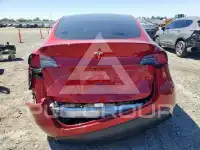 2024 Tesla Model Y фото