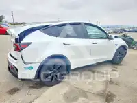 2024 Tesla Model Y фото