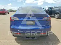 2024 Tesla Model Y фото